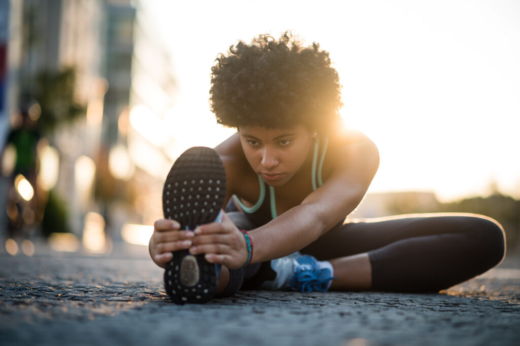 4 FULL-BODY HIIT WORKOUTS – NO EQUIPMENT NEEDED!